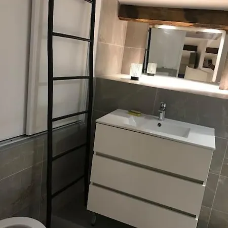 아파트 Atypique Et Merveilleuse Petite Maison En Plein Coeur De Nice, A Proximite De La Et Des Plages 니스
