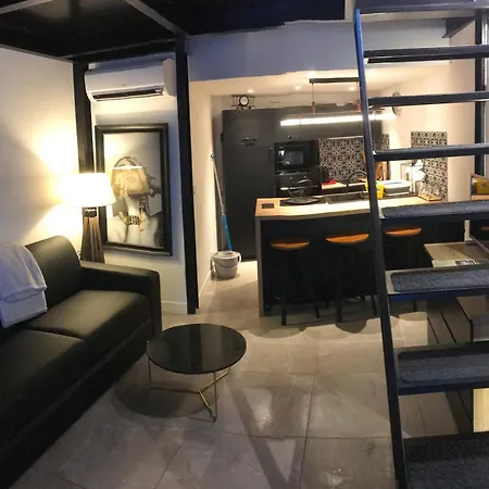Διαμέρισμα Atypique Et Merveilleuse Petite Maison En Plein Coeur De Nice, A Proximite De La Et Des Plages *